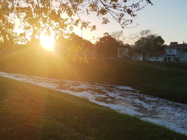 Amanecer invernal de una ma�ana de oto�o